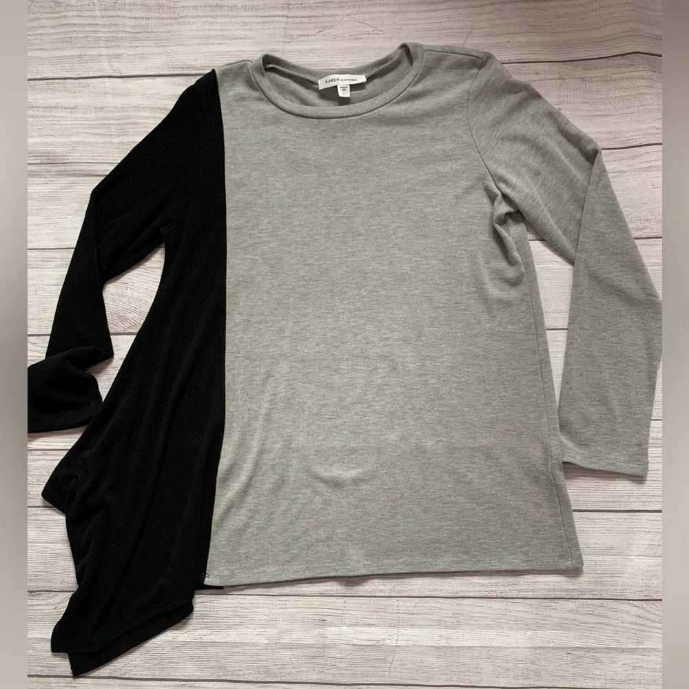 Karen by Karen Kane Gray Black Asymmetrical Minimalist Light Sweater Top